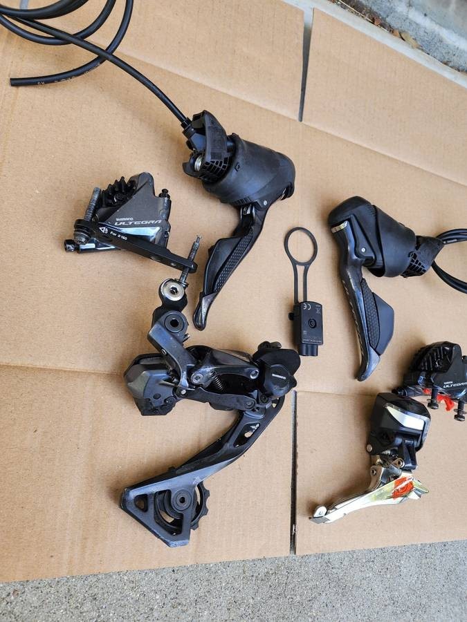 Shimano Ultegra R8000 Di2 11 Speed Electronic Hydraulic Disc Brake mini Groupset