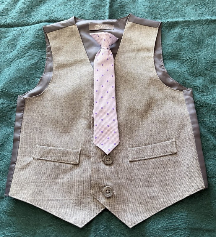 Van Heusen Boys 2T 4 Piece Vest Set, Gray Beige Pink, Formal Wedding Outfit