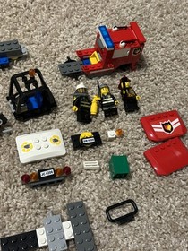 LEGO City: Recycling Truck & Fire Lot