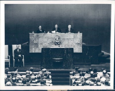 1957 United Nations Queen Elizabeth Ii Speech General Assembly Vintage Photo 7x9