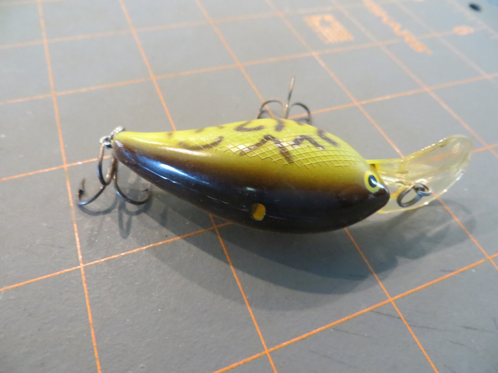 Vintage Blakemore Flo Thru Trouble Shooter Crankbait - Yellow & Black - 3 inch