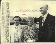 1972 Press Photo Billy Brown, Mrs. Moore and Dr. Ellis at LSU's stadium ceremony