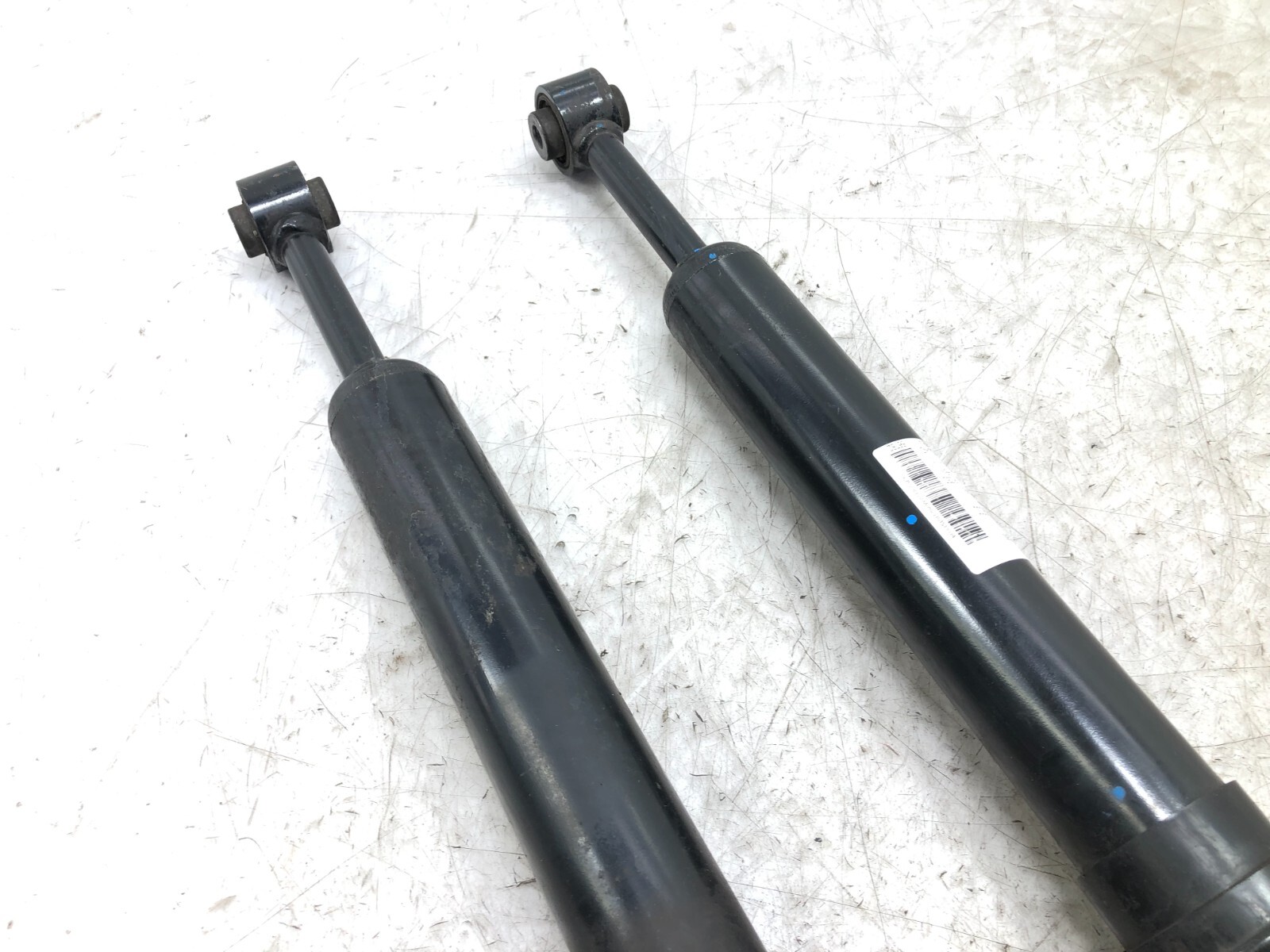 2014-2019 MASERATI GHIBLI S AWD LEFT RIGHT REAR STRUT SHOCK ABSORBER OEM.
