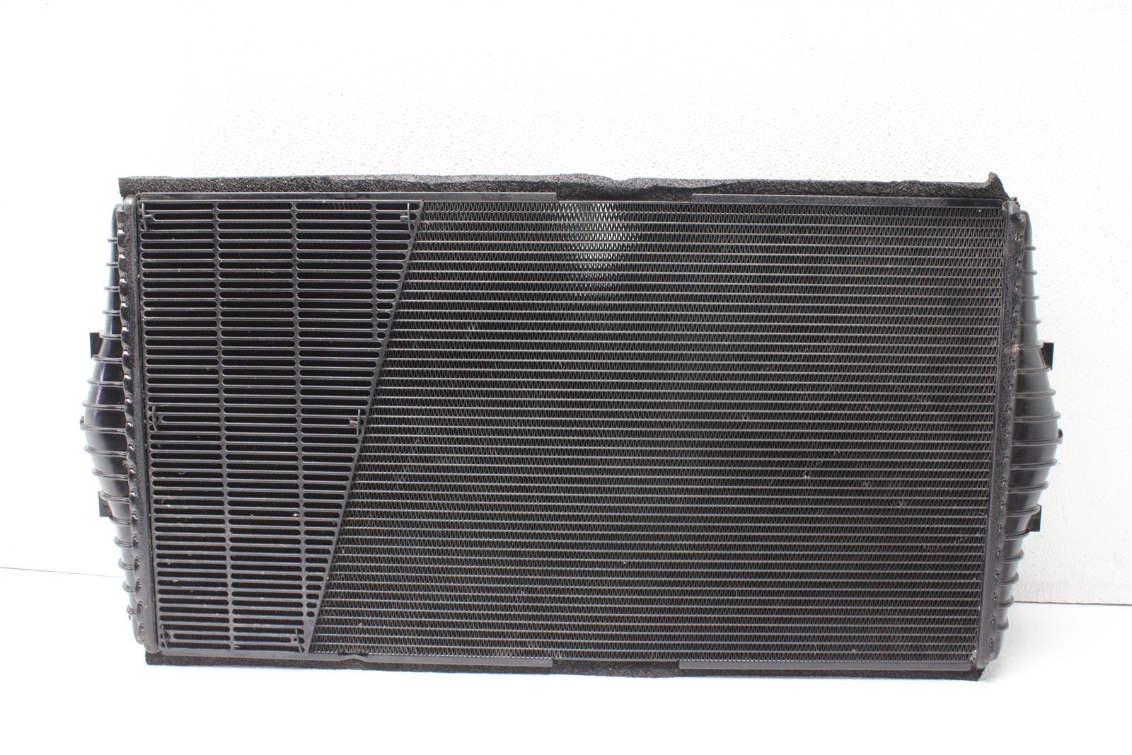 McLaren Artura 2025 Rear Left Radiator P/N 16LA596CP