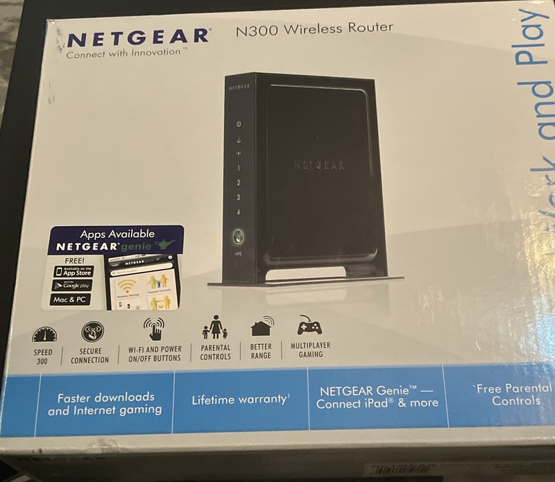 NETGEAR WNR2000-100NAS N300 Wireless Router 300 Mbps, 4-Port Ethernet, Black