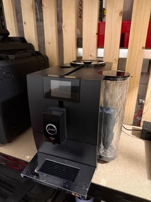 JURA ENA 8 Kaffeevollautomat, 1450W, 1,1L - Full Metropolitan Black (15370)