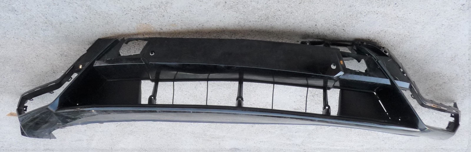2018-2020 Lamborghini Urus Front Bumper Cover Damaged 4ML8071103 OEM