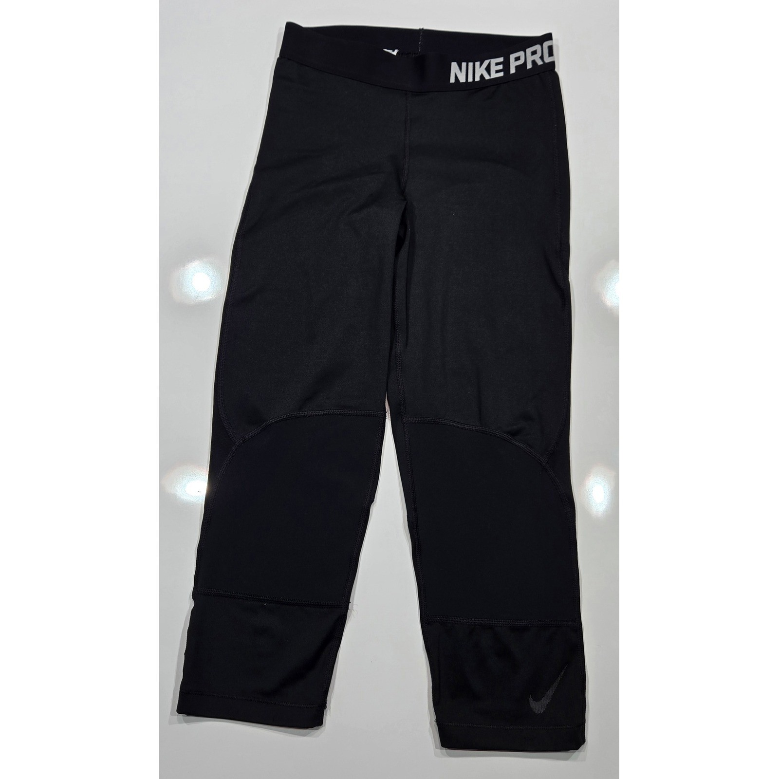 Nike Pro Dri-FIT Women's Black Capri Cropped Leggings Athletic Activewear