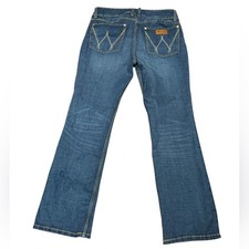 Wrangler Women  s 11 x 32 Classic Bootcut Jeans
