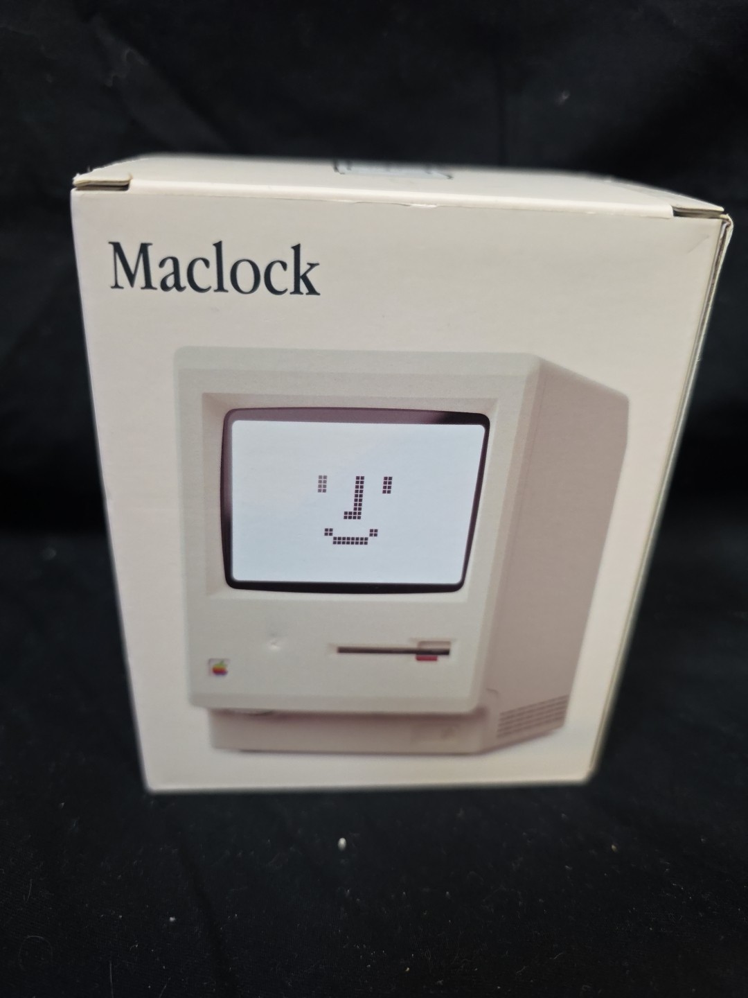 RayCue Maclock WB-8 Retro Pixel Alarm Clock - 1984 Computer-Inspired USB Desk Cl