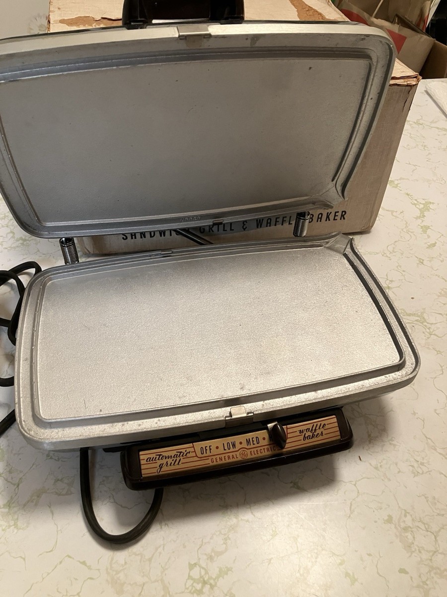 Vintage General Electric Grill Waffle Baker Maker G44T REVERSIBLE