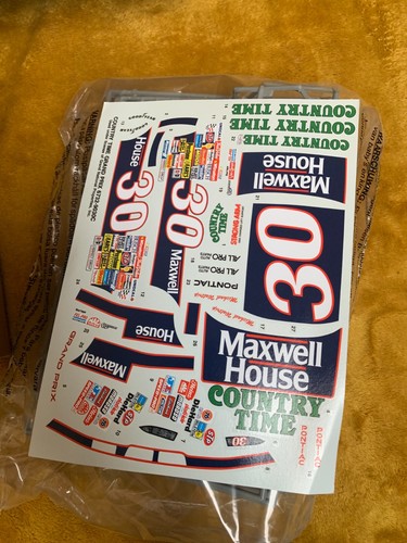 AMT Plastic Model Kits Country Time,Grand Prix Boxe - Picture 4 of 9