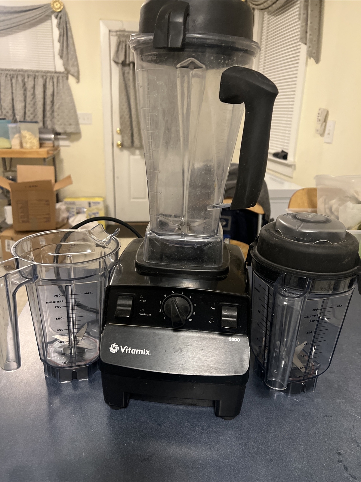 Vitamix 5200 Professional Grade Blender 64oz Container 2 Extra Containers eBay