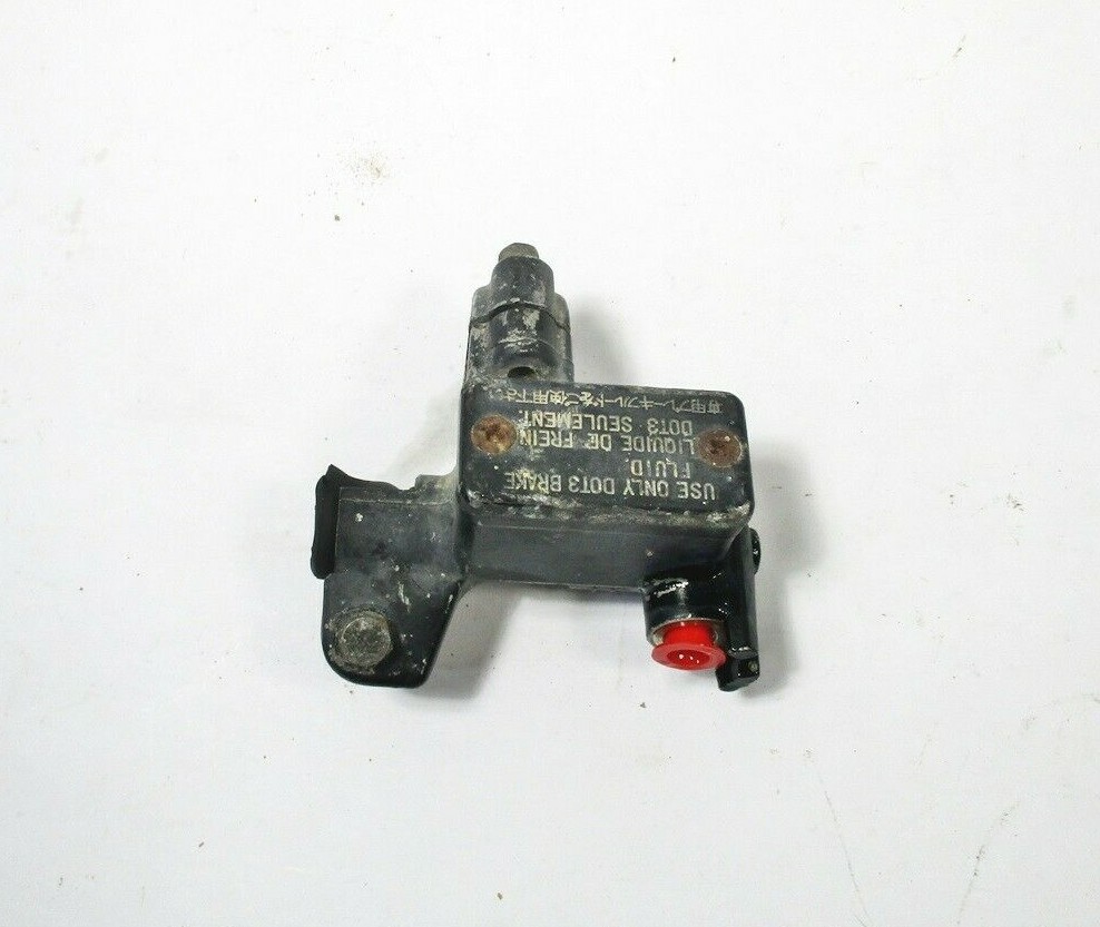 KAWASAKI KX250 FRONT RIGHT BRAKE MASTER CYLINDER 43015-1395 KX 125