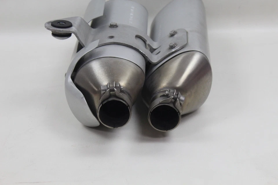 杜卡迪 Monster S2R 800 1000 原始设备制造商排气罐消声器管罐 57310771D — 第 4/4 张图片