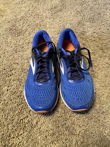 brooks adrenaline gts 18 mens size 10.5