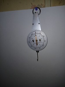 Sargent-Welch Scientific Co. 500 Grams 18 Ounces Hanging Spring Weight Scale USA