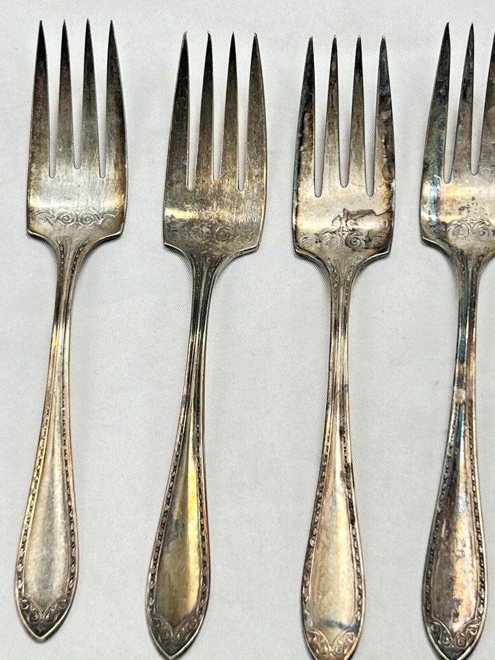 Community Plate 1910 Sheraton Pattern Flatware Set 11pc Fork Knife Salad Fork - Image 2 of 4