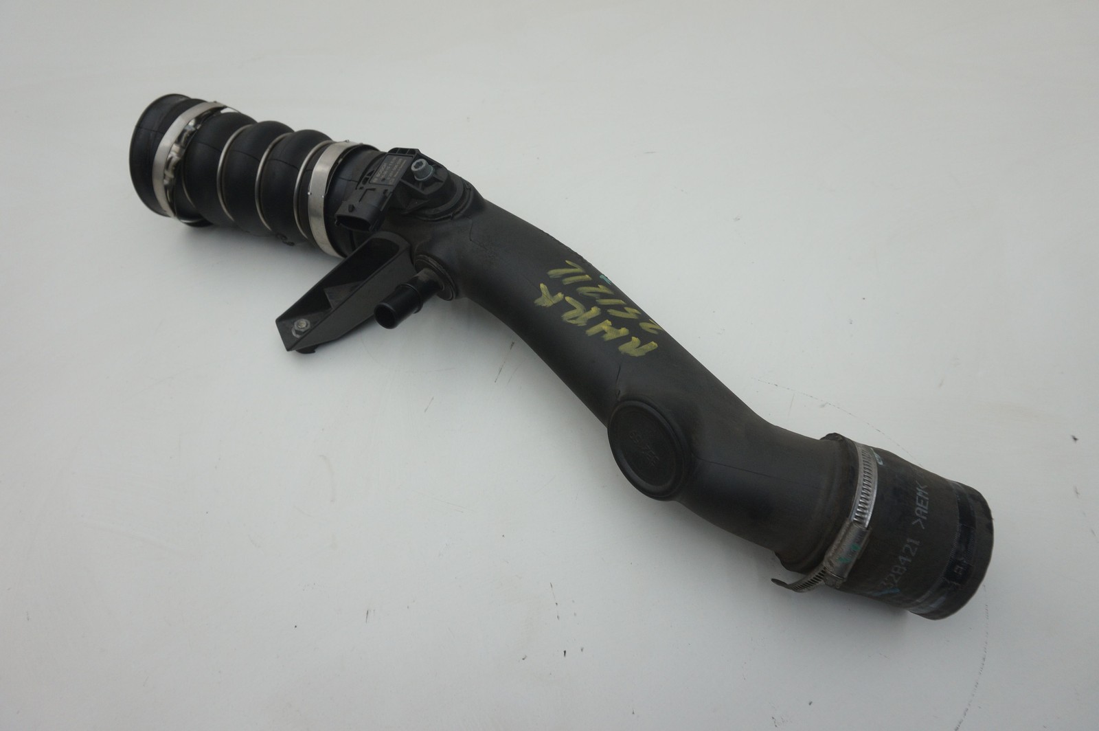 Right Side Intercooler To Throttle Body Hose Pipe 322654 Ferrari 488 Spider 2017