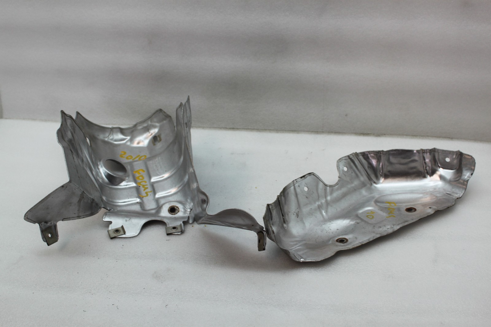 09 10 Ford Focus Exhaust Manifold Metal Cover Hot Heat Shield Z56 MS