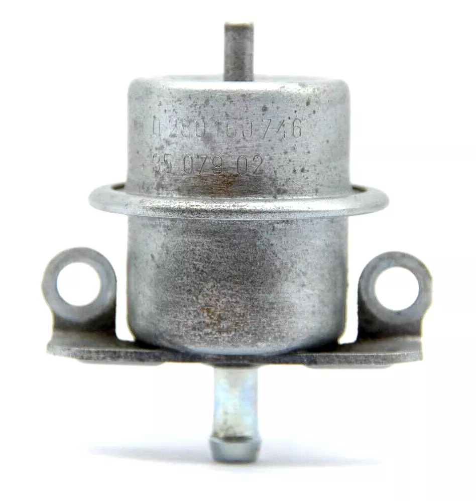 FUEL PRESSURE REGULATOR FPR FOR VOLVO 850 92 96 2.0 20V I5 B5204FS 0280160746