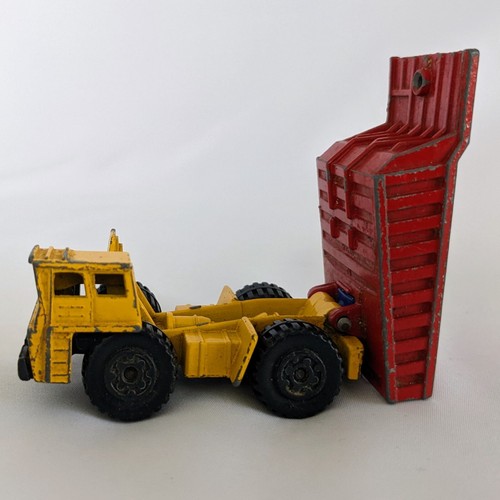 1970 Matchbox/Lesney 28d; Mack Dump Truck + 1976 Matchbox Faun Dump Truck No. 58 - Picture 3 of 11