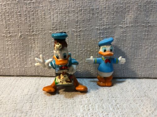 2 Walt Disney World Disney Pato Donald con ardillas estatuilla de plástico juguetes juguete - Imagen 1 de 2
