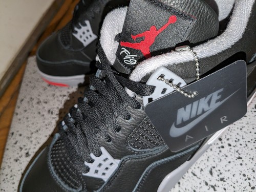 Nike Air Jordan 4 Retro Bred Reimagined FV5029-006 10,5 Neu - Bild 7 von 7