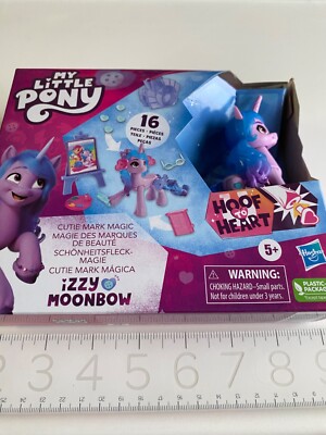 My Little Pony Hoof To Heart iZZY MOONBOW Einhorn Tea Party Neu in OVP