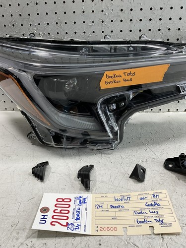 2024 TOYOTA COROLLA RIGHT SIDE HEADLIGHT OEM DAMAGE - Picture 4 of 12