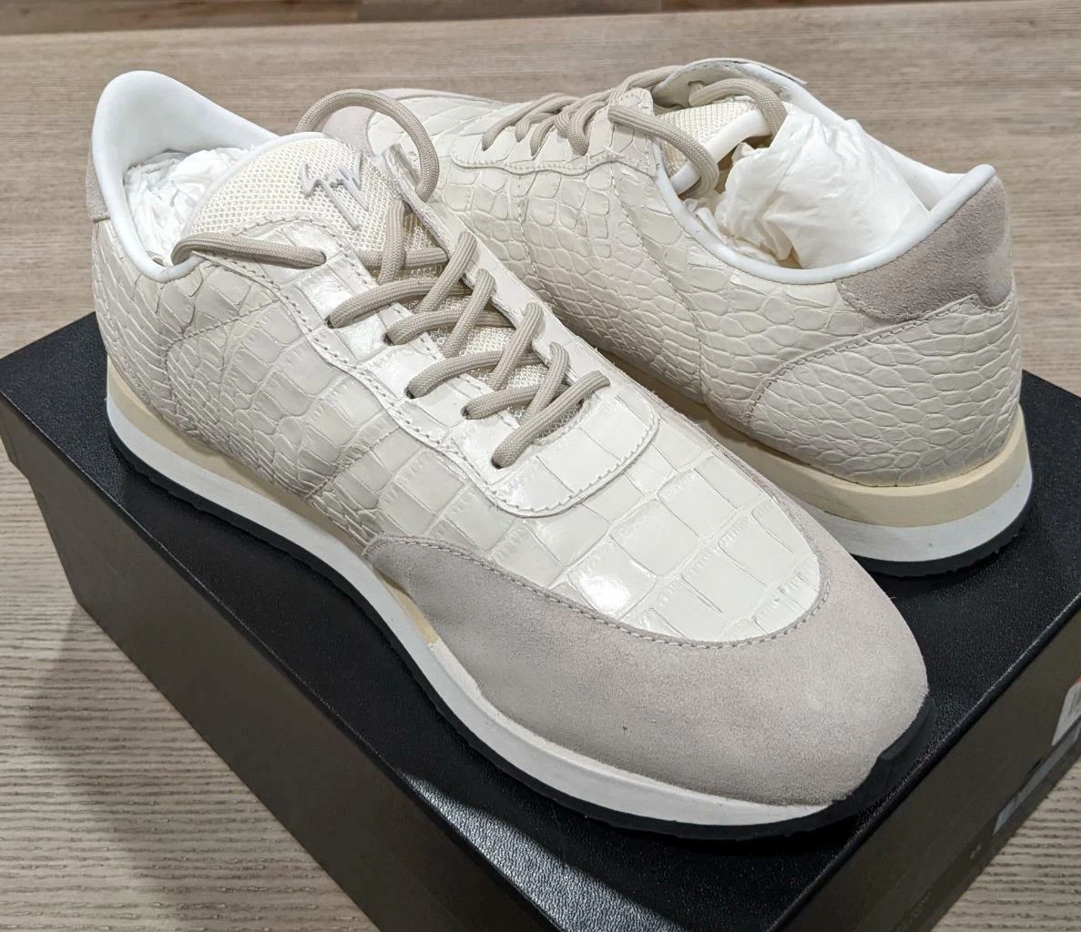 695 Mens Giuseppe Zanotti Braky Croc Embossed Leather Sneakers White 43 US 10