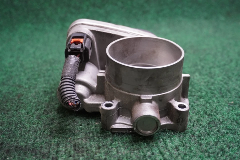 Chrysler Sebring 2008 3,5 L carrocería del acelerador OEM A2C53099253 Foto 3 de 4