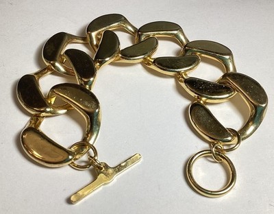 PRETTY 7 3/4  CHUNKY STYLE CHAIN TOGGLE BRACELET GOLDTONE NICE