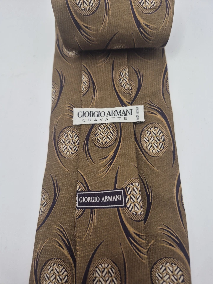 Gravata de seda Giorgio Armani vintage gravata marrom com padrão geométrico feita na Itália - Imagem 2 de 4