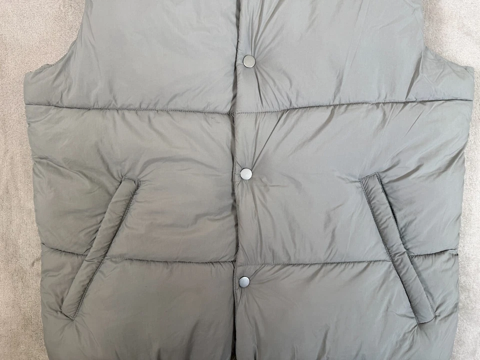 Zara Women's Cropped Full Zip Puffer Vest Green Size Small - Image 3 of 4