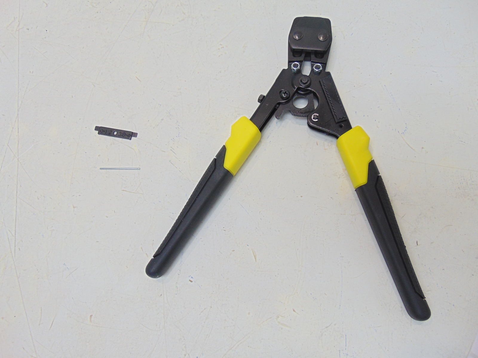 Apollo PEX QuickCinch Clamp Tool 3/8" 1/2" and 3/4" 615200910945 eBay