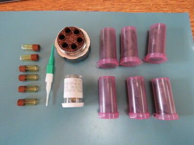 AMPHENOL  TVS06RF-25-17PN Qty of 1 per Lot Circular MIL Spec Connector