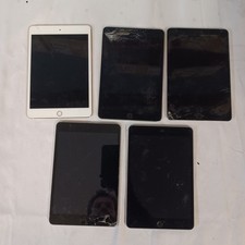 Lot of 5 Apple iPad Mini 3 Ungraded, Cracked Screen