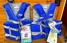 Stearns Classic Series Adult Universal Life Vest - Blue/Grey 2001 New with tags