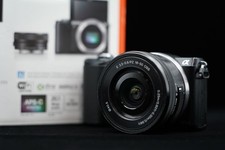 [US Duty Paid] Sony Alpha a5000 fotocamera digitale mirrorless con obiettivo nero 9702