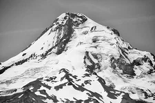 Model Power N #3762 (Rd #2254) Tank Car / Royalite Coal Oil / Premier Gasoline