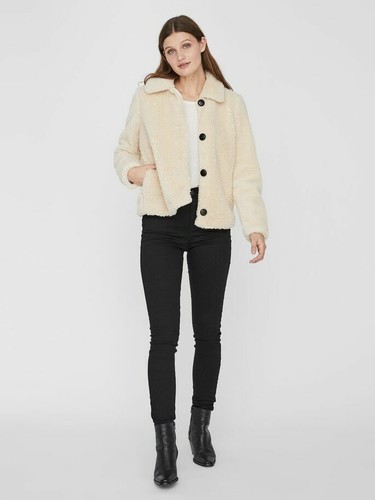 Vero Moda Cream Faux Shearling Short 