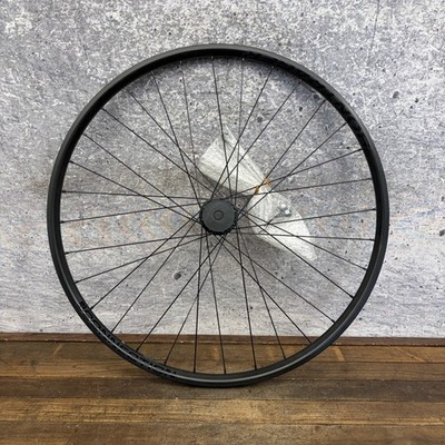 Bontrager Connection 27.5 in Rear Wheel 32H 6-Bolt Disc 584x20 135