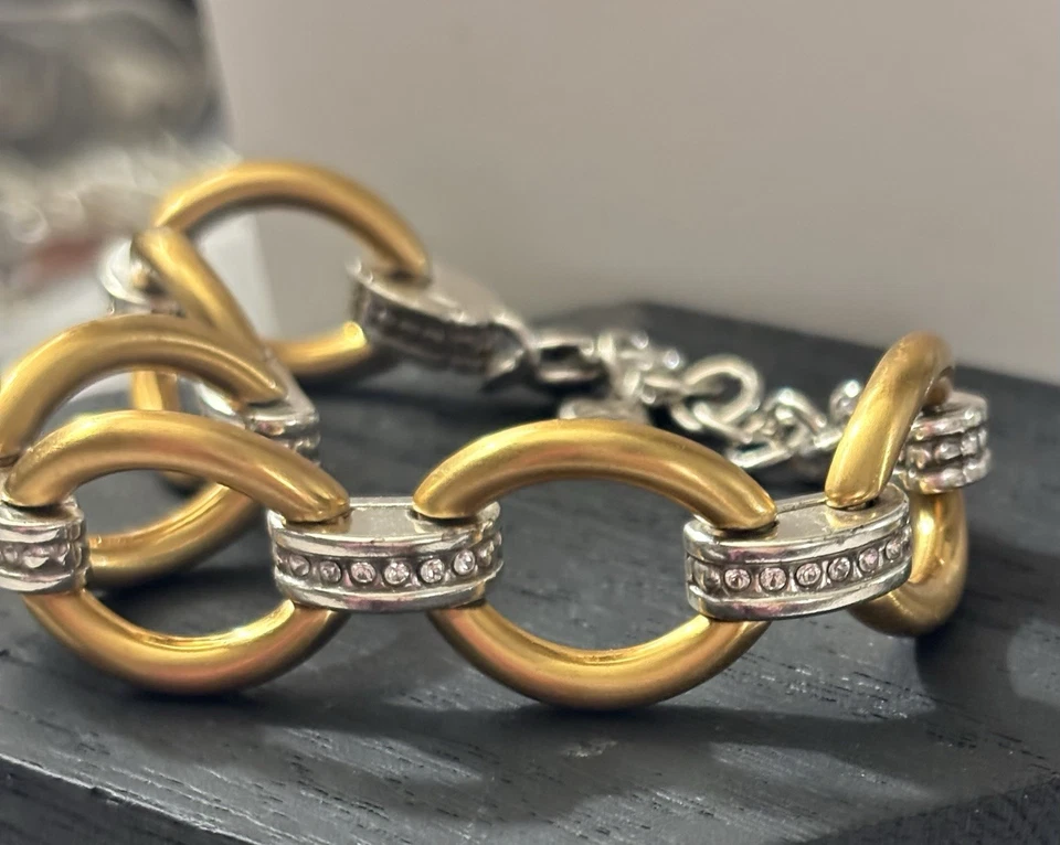 Brazalete Brighton Meridian Geo Eslabones Dorado Dos Tonos Plata y Cristal - Descontinuado Foto 2 de 4