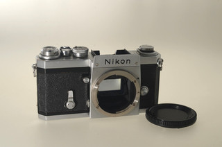 Nikon F