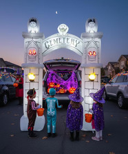 7.4FT Halloween Graveyard Trunk or Treat Car Decorations Kit for SUV Inflatabl