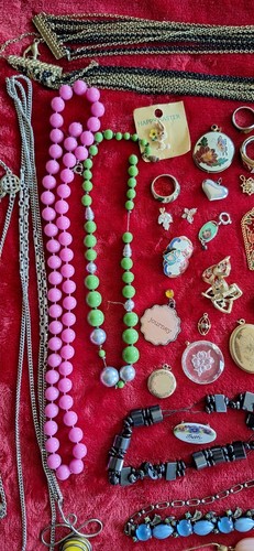 Jewelry Lot Beaded Necklaces Crafters Wearable Junk Broken Repair Repurpose - Picture 22 of 22