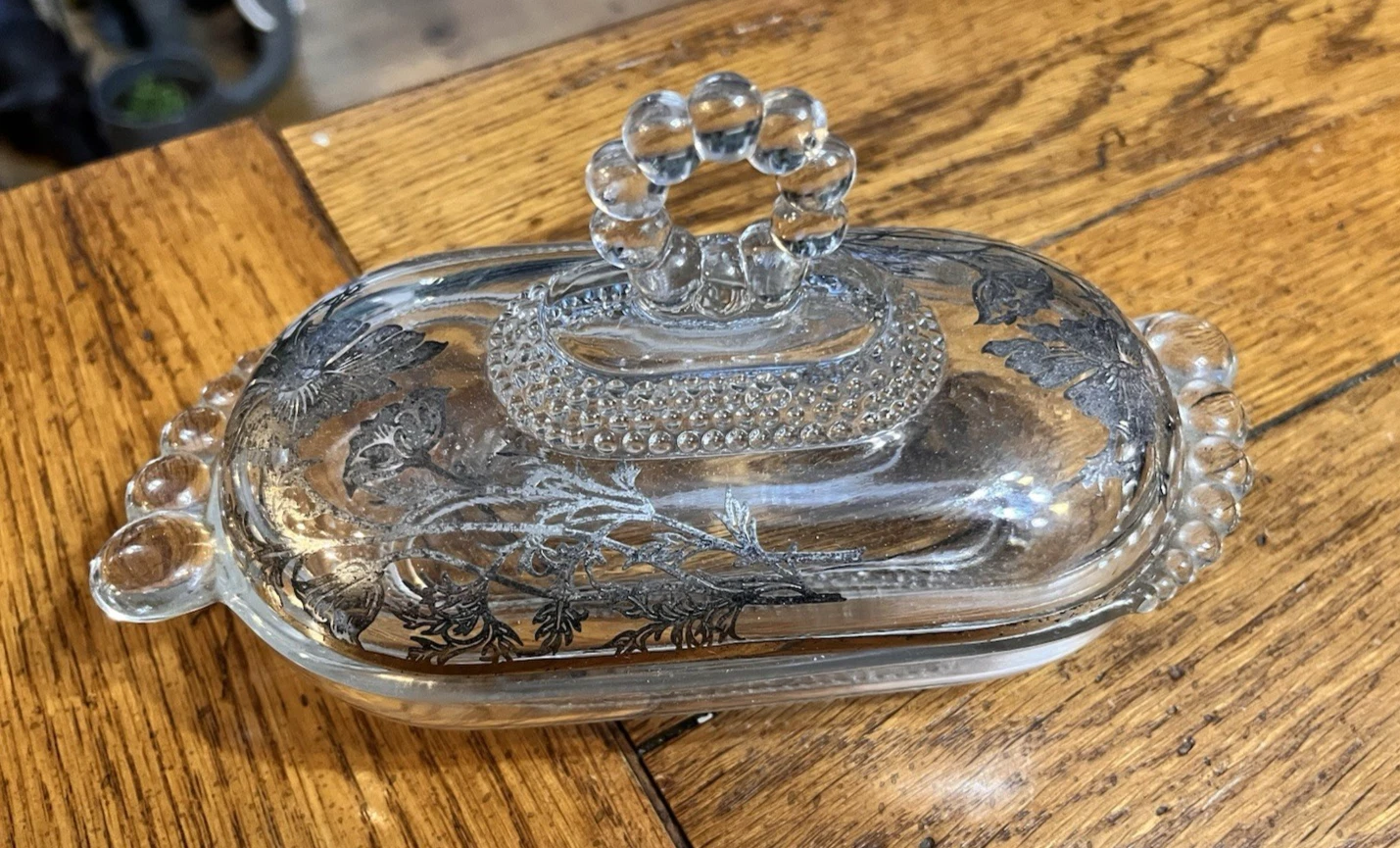 NICE VINTAGE DUNCAN & MILLER FLORAL PATTERN TEARDROP GLASS COVERED BUTTER DISH