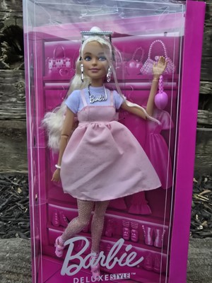 2024 Barbie Deluxe Style Articulated Exclusive Barbie #HYV27 NRFB