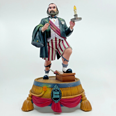 Disney Parks 2025 The Haunted Mansion Dynamite Gentleman Light-Up Figure NIB